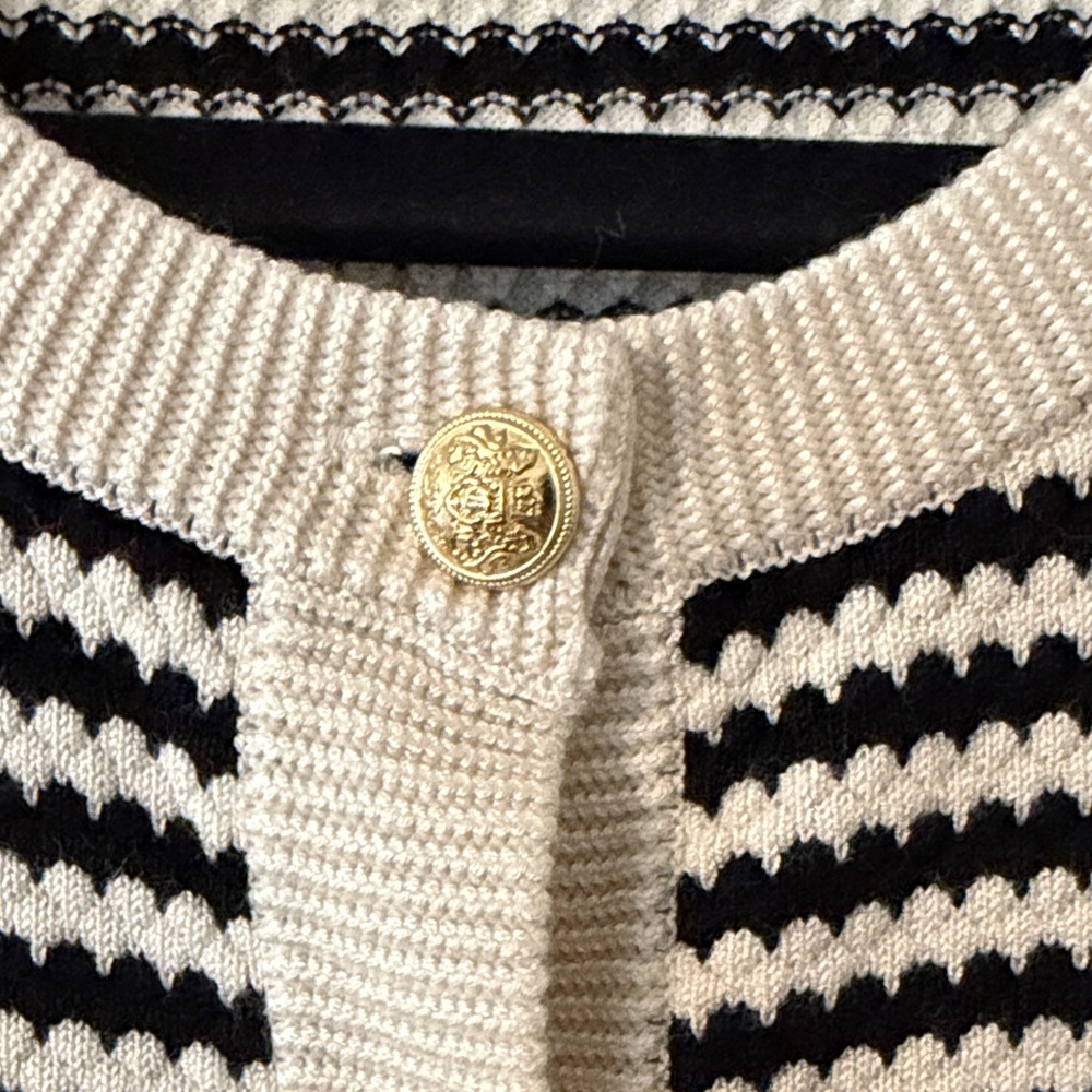 Adrianna Papell Black and Cream Knit Top/Vest - Picture 5 of 7